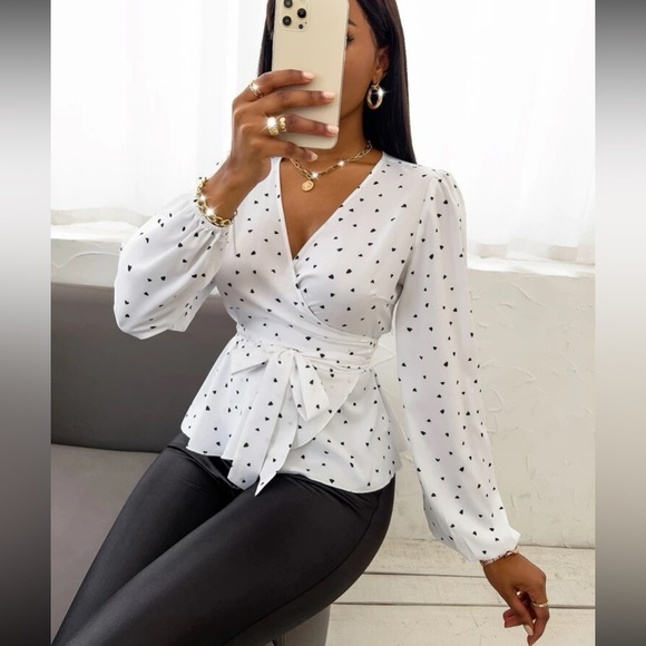 Hearts print belted peplum blouse - Picture 14 of 16